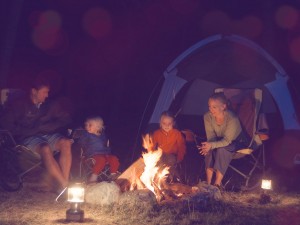 camping famille feu